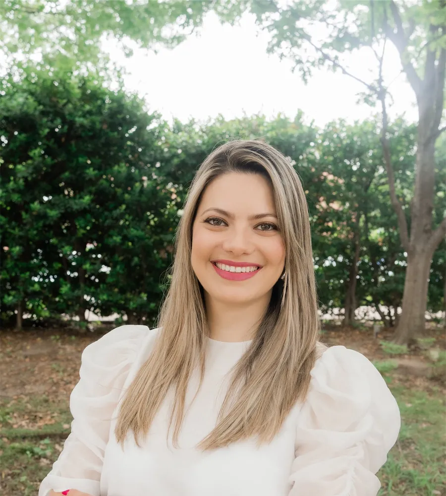 Ana Paula representing the Zesty Maids personal touch
