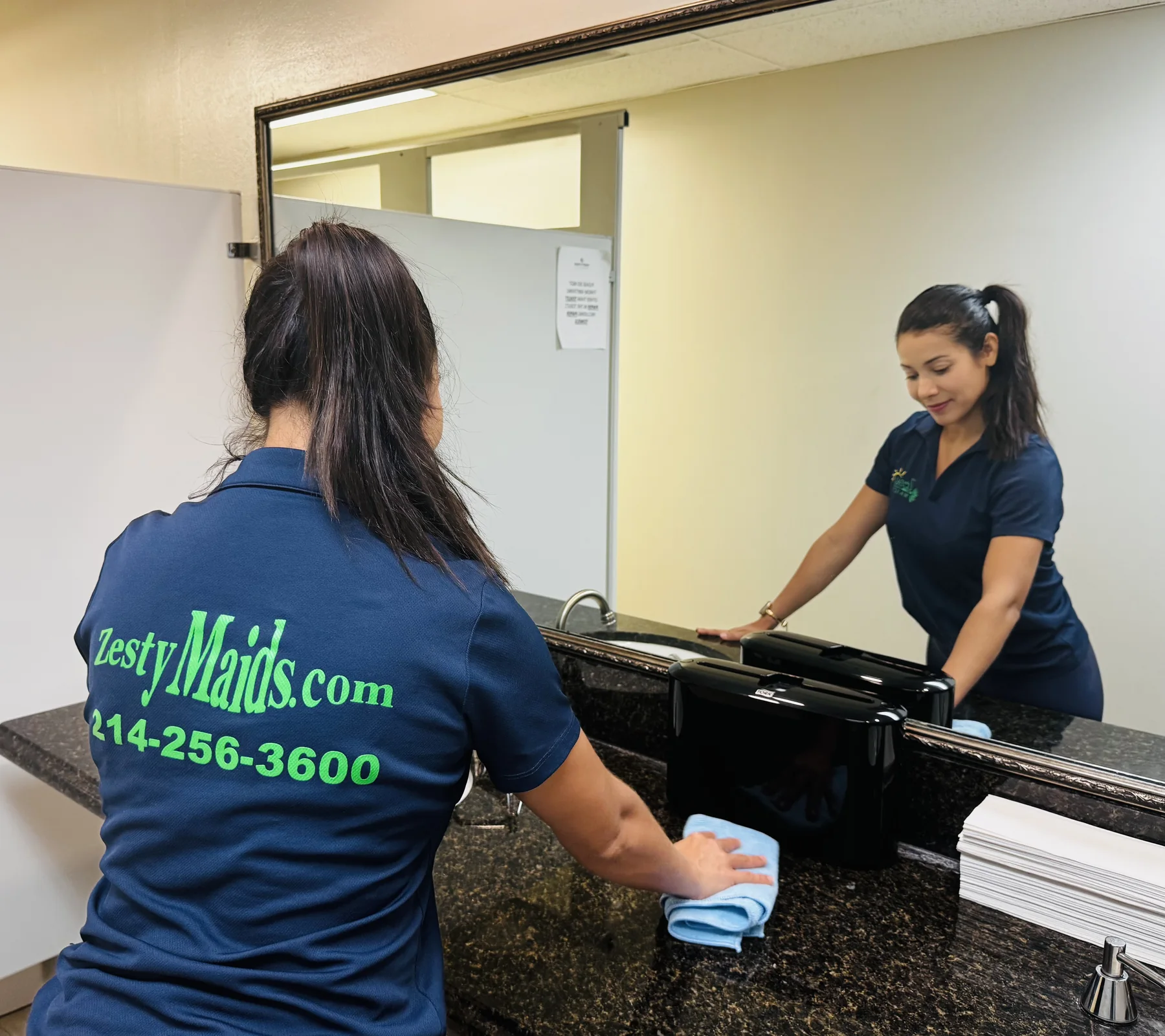 Commercial service visual